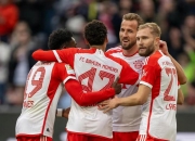 LOL赛事-拜仁慕尼黑击败曼联，成功晋级欧冠半决赛