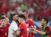 英雄联盟总决赛直播-比利时国家队突围晋级欧洲杯半决赛