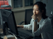 英雄联盟总决赛2025-单节洪流与数据风暴，体育世界里拉开的两种魔法