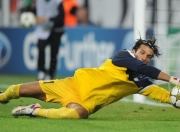 英雄联盟总决赛2025-跨界风暴，当公牛鏖战猛龙之时，保罗在德甲争冠战中接管比赛