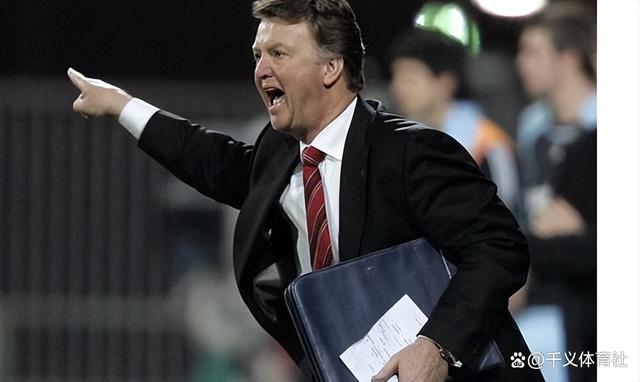 荷兰惨遭德国逆转,小组赛前景黯淡的简单介绍 荷兰惨遭德国逆转,小组赛前景黯淡的简单介绍