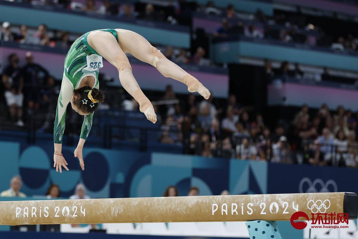 美国体操选手在平衡木项目中实现精彩表现的简单介绍 美国体操选手在平衡木项目中实现精彩表现的简单介绍