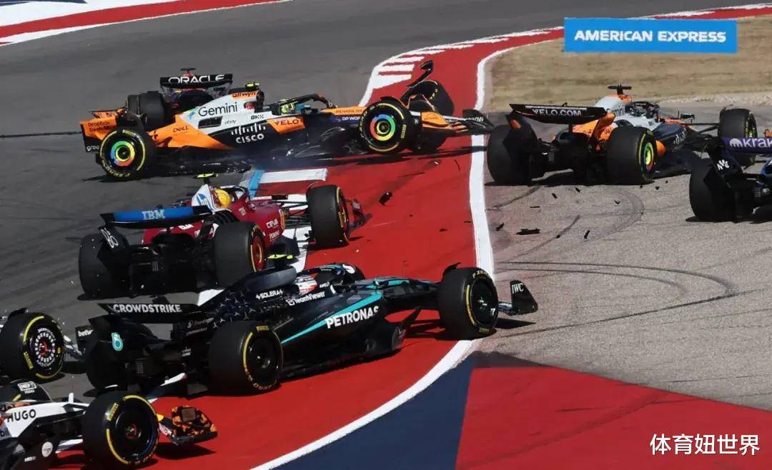 雷诺车队鏖战威廉姆斯,皮亚斯特里关键制胜 雷诺车队鏖战威廉姆斯,皮亚斯特里关键制胜