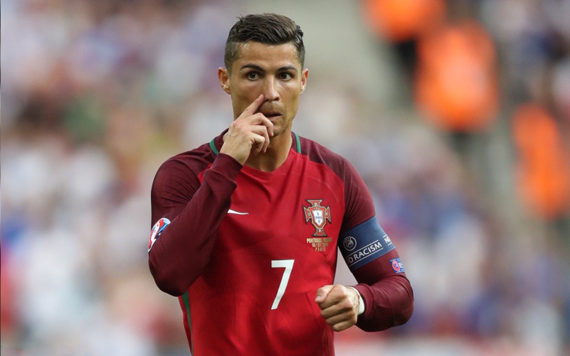 系统告急!当虚拟世界杯遇德甲决战,巴拉圭强压加纳触发维尼修斯紧急接管协议