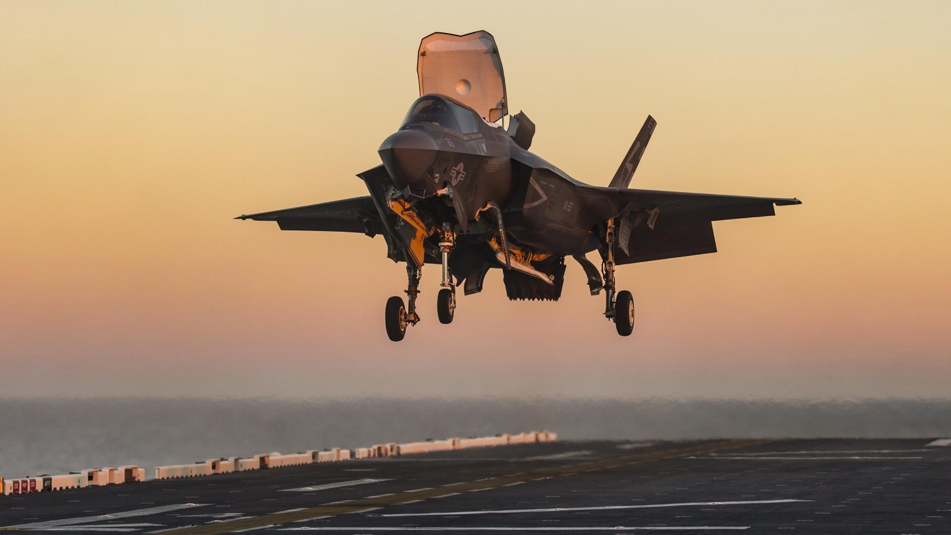 盐湖城的回音,一粒被遗忘的沙砾,磨出了最灼目的光